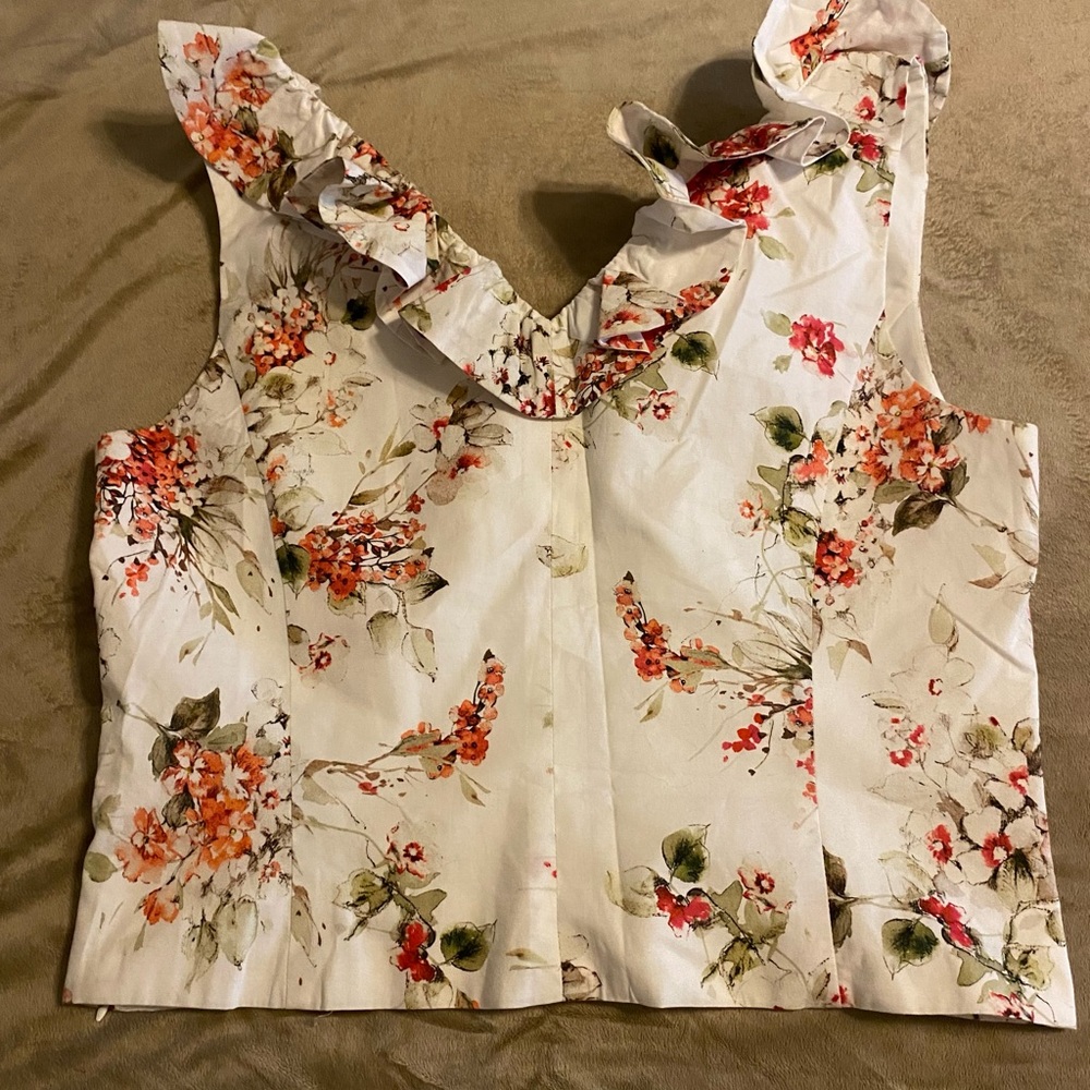 Floral Ruffle Strap Top - Picture 3 of 3